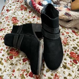 Black Sonoma ankle booties